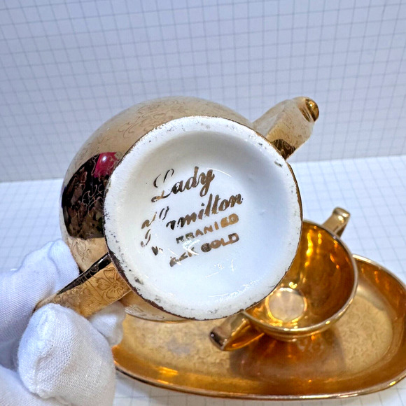 VTG MCM Lady Hamilton 22k Warranted Gold Cup Pair Floral Etching w Saucer Set - Picture 5 of 16